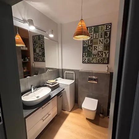 Oliwkowy - Stylowy W Naturalnym Klimacie Apartment