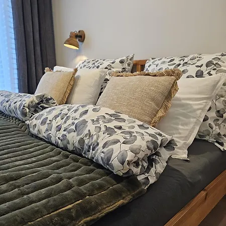 Oliwkowy - Stylowy W Naturalnym Klimacie アパート *