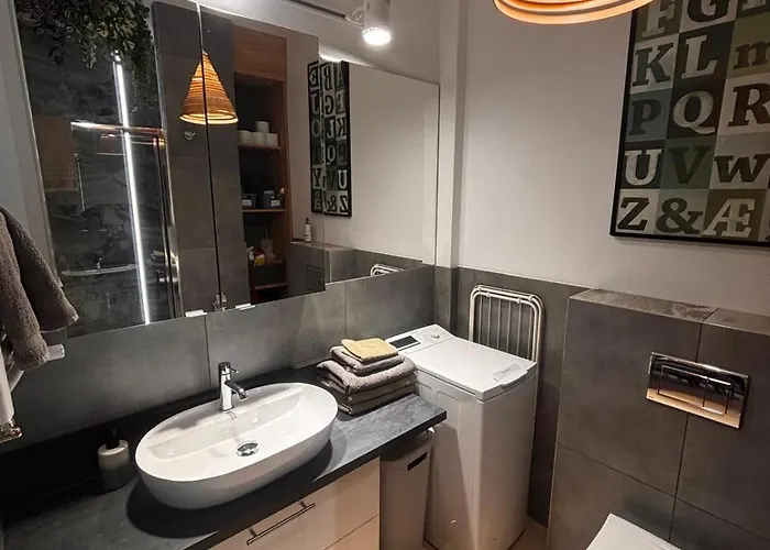 Oliwkowy - Stylowy W Naturalnym Klimacie * تشينستوخوفا